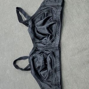 💥50% sale💥Underscore wirefree bra 38B #r17